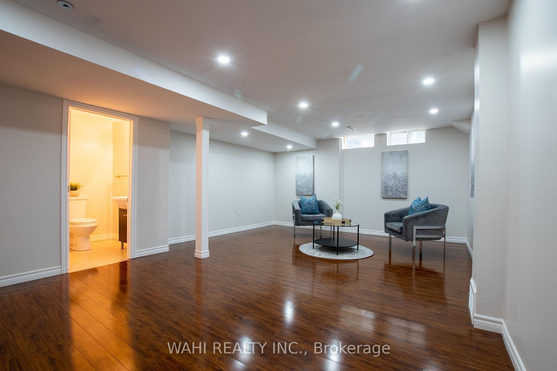 Photo 14 of 45 Harnesworth Crescent, Hamilton, Waterdown — HOMEH