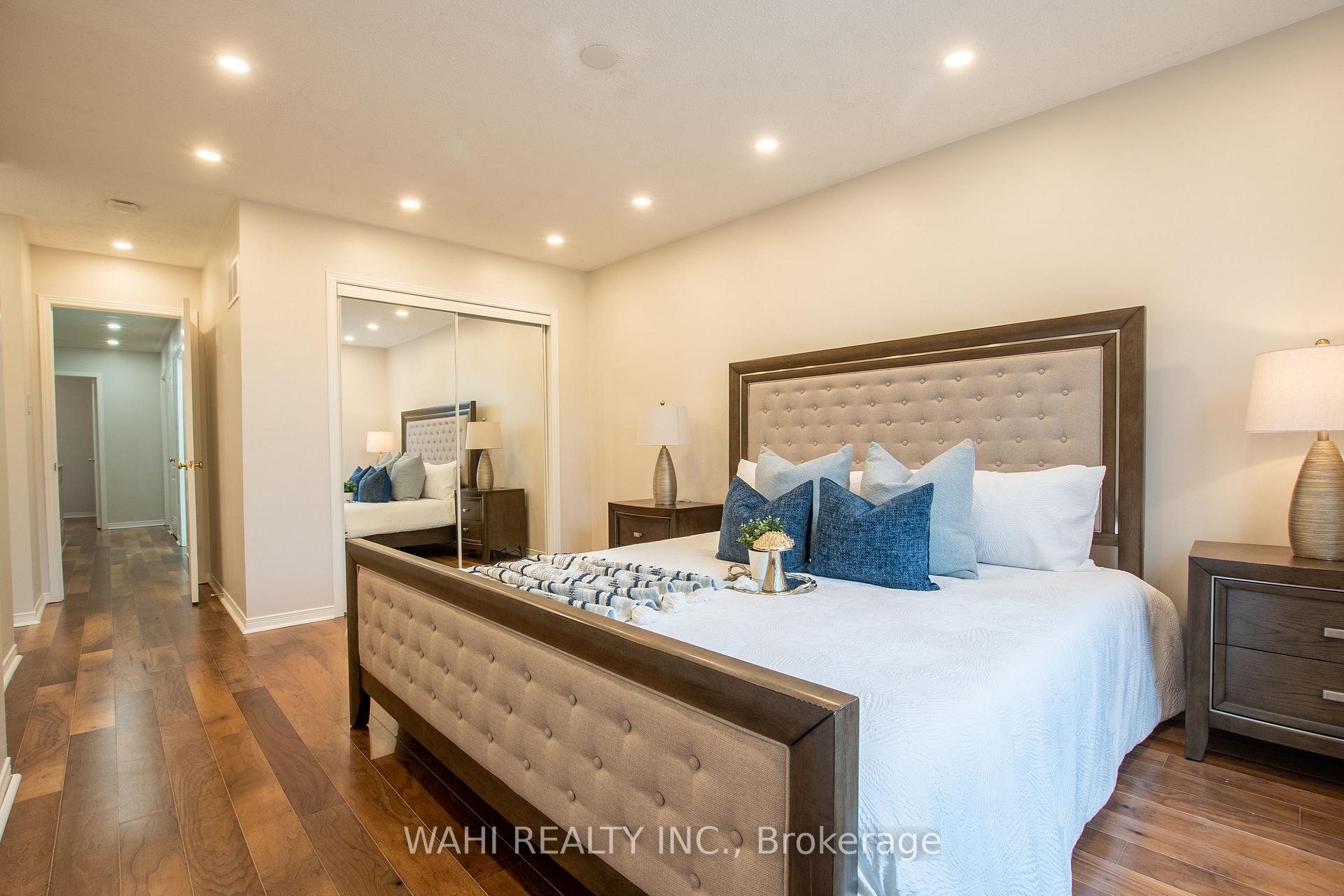 Photo 21 of 45 Harnesworth Crescent, Hamilton, Waterdown — HOMEH