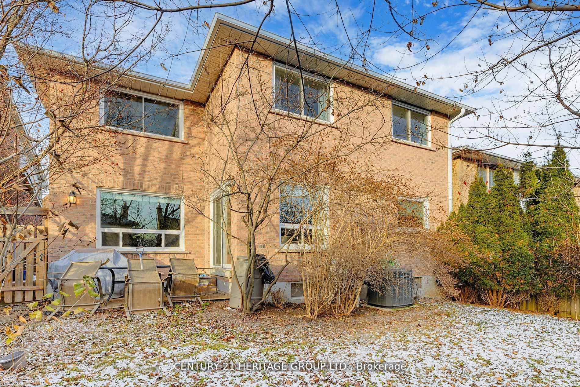 Photo 37 of 23 Gilbank Drive, Aurora, Aurora Heights — HOMEH