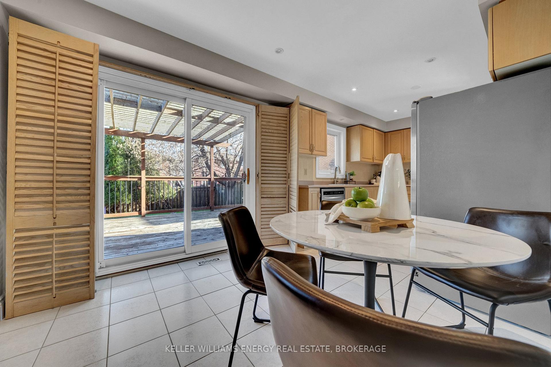 Photo 19 of 21 Aldcroft Crescent, Clarington, Bowmanville — HOMEH