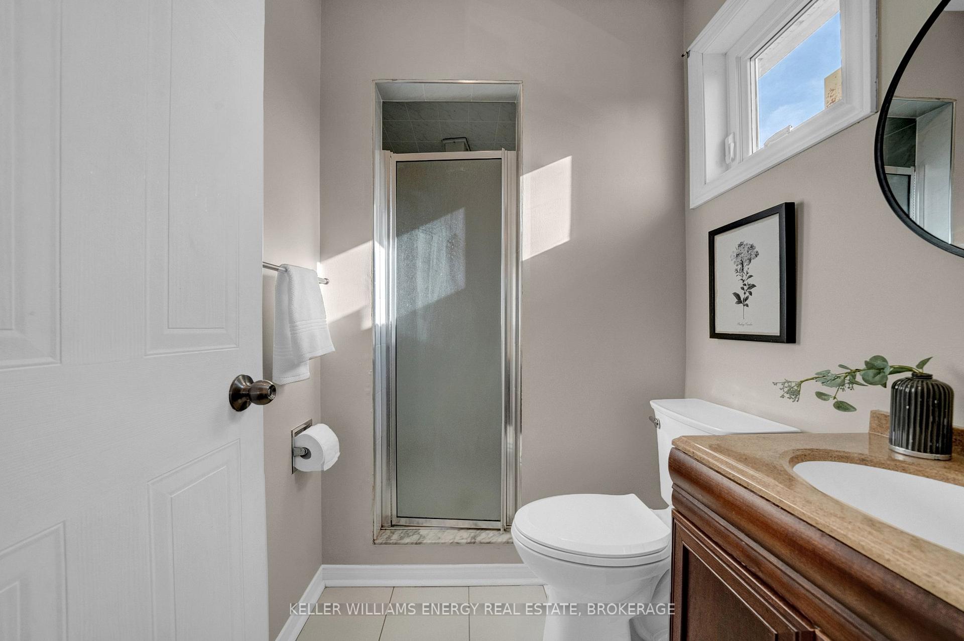 Photo 32 of 21 Aldcroft Crescent, Clarington, Bowmanville — HOMEH