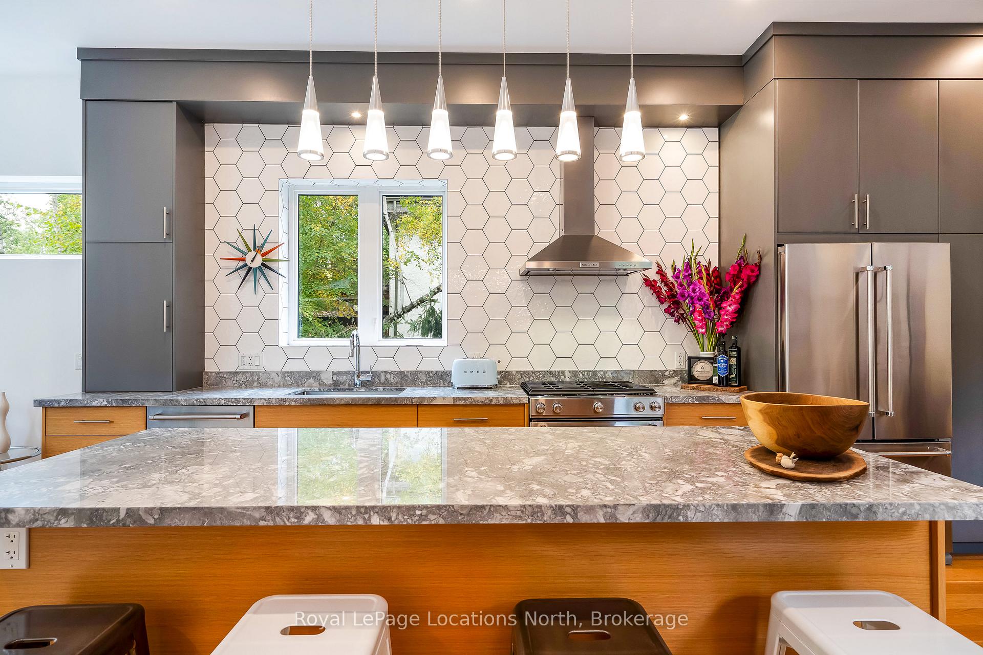 Photo 5 of 176 Timmons Street, Blue Mountains — HOMEH