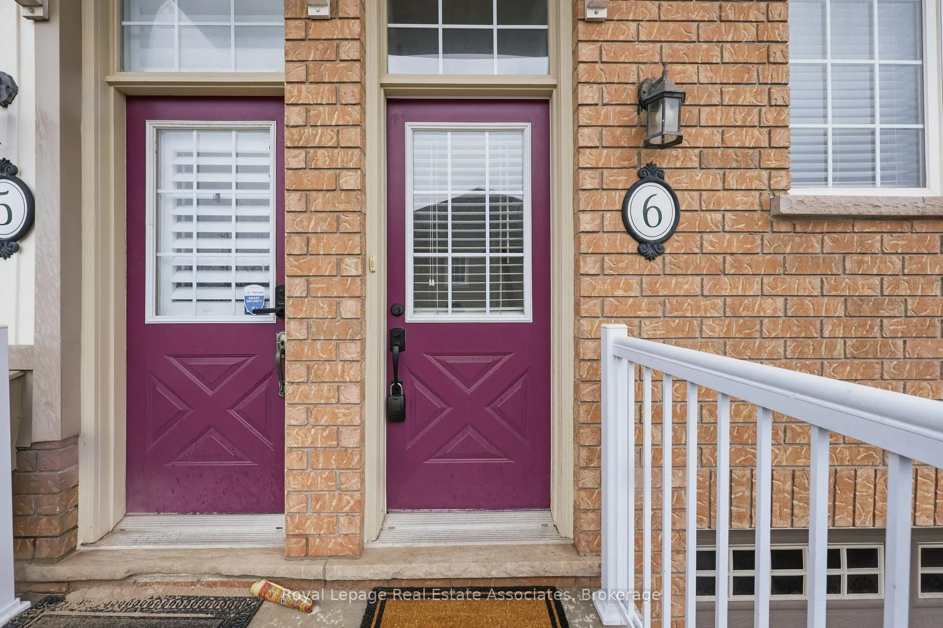 Photo 5 of Unit 6, 170 Dewitt Rd, Hamilton, Stoney Creek — HOMEH