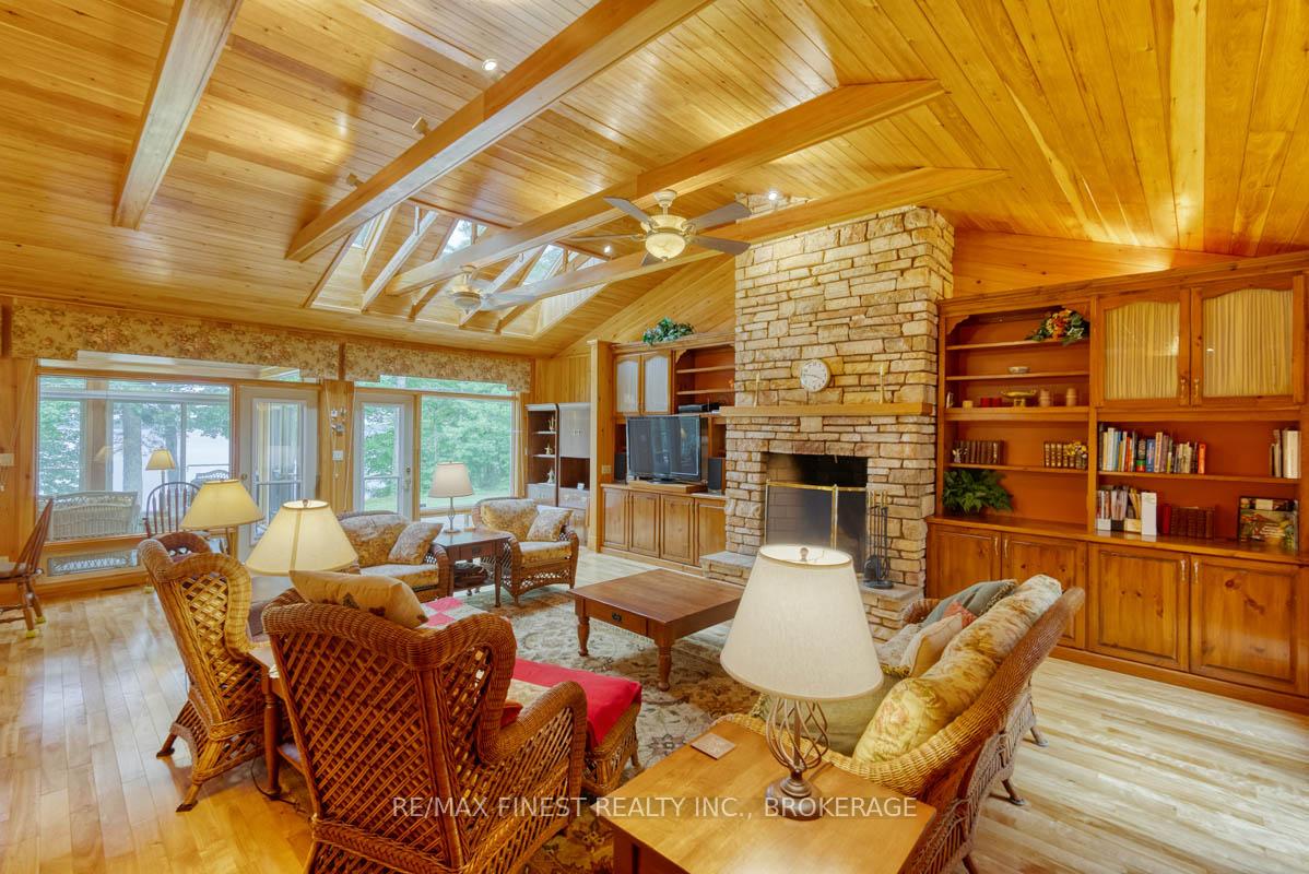 Photo 4 of 106 Oak Haven Lane, Frontenac, Frontenac South — HOMEH
