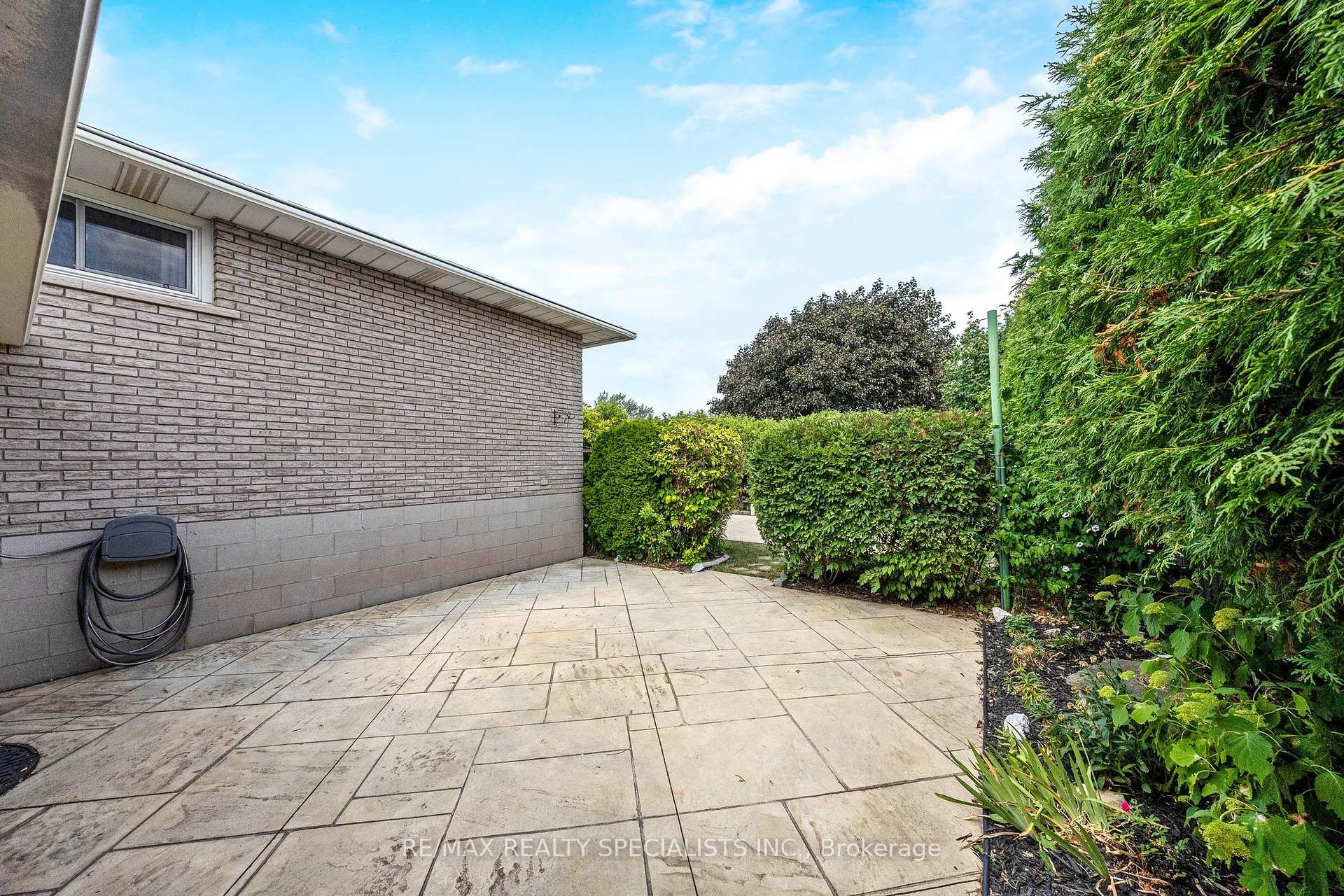 Photo 41 of 212 Memorial Avenue, Hamilton, Stoney Creek — HOMEH
