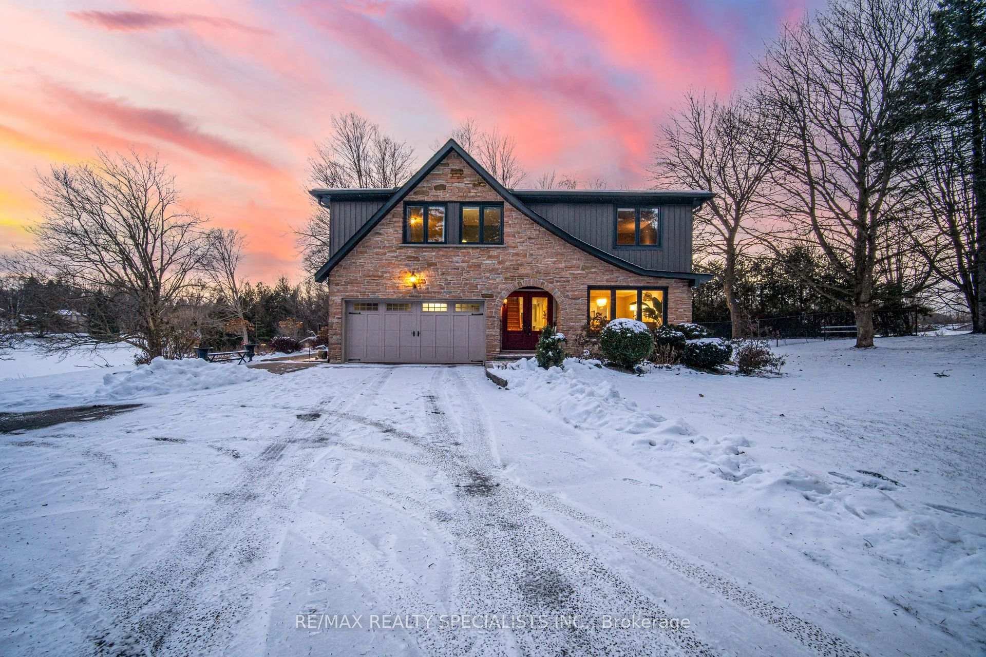 Photo 1 of 66 Palmer Circle, Caledon, Palgrave — HOMEH
