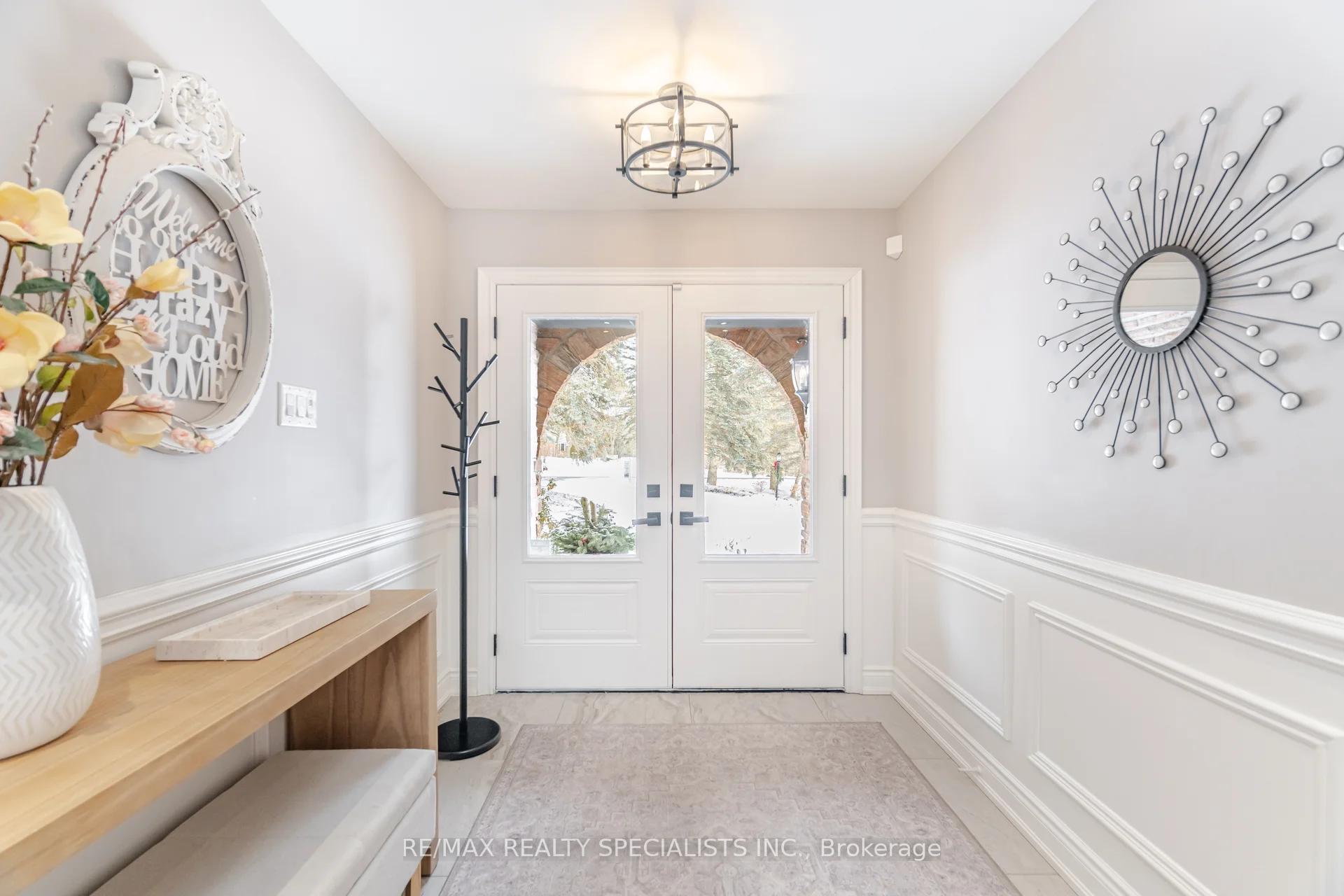 Photo 12 of 66 Palmer Circle, Caledon, Palgrave — HOMEH