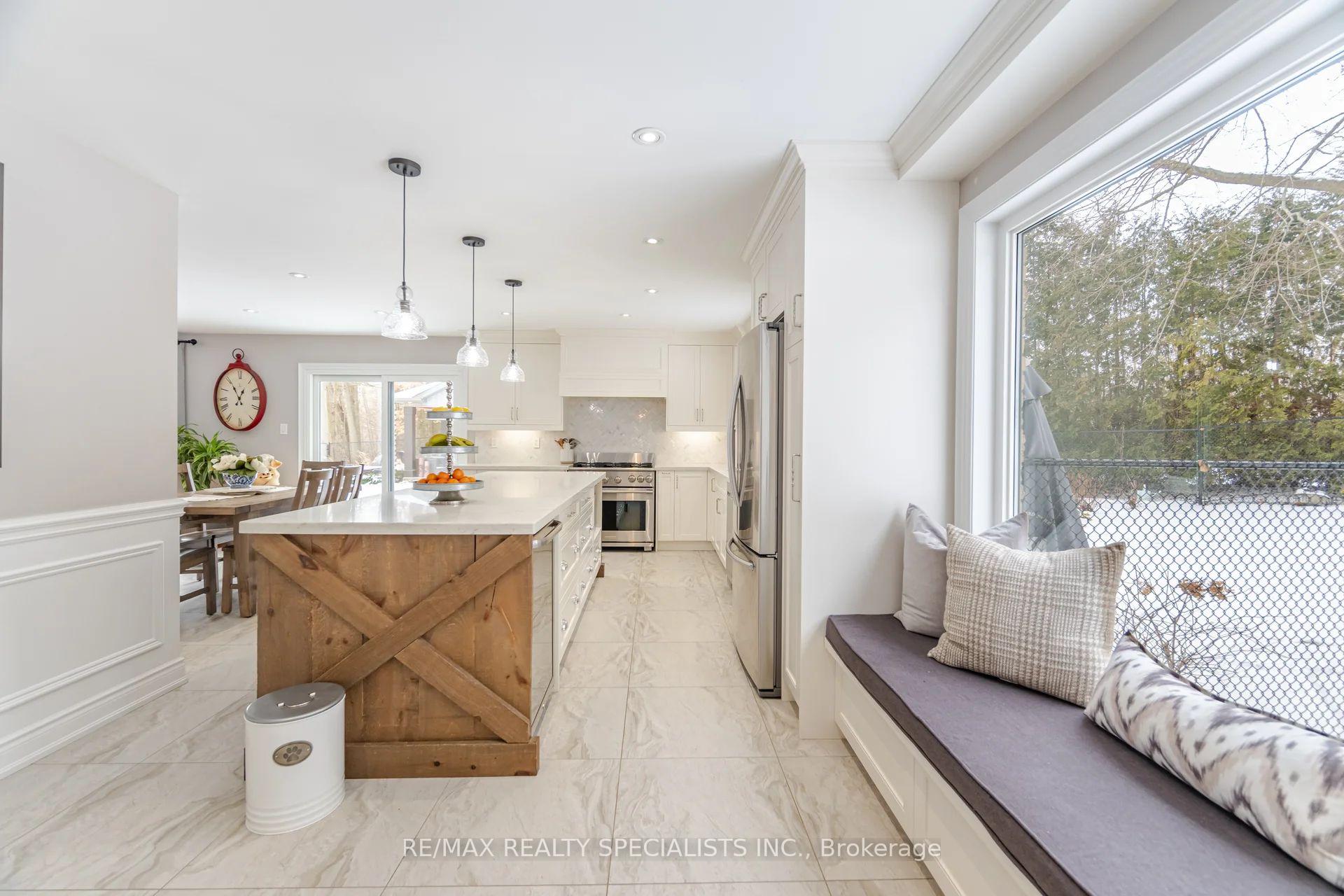 Photo 16 of 66 Palmer Circle, Caledon, Palgrave — HOMEH