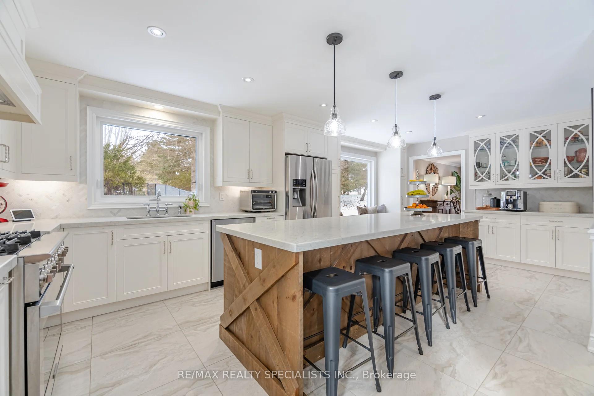 Photo 17 of 66 Palmer Circle, Caledon, Palgrave — HOMEH