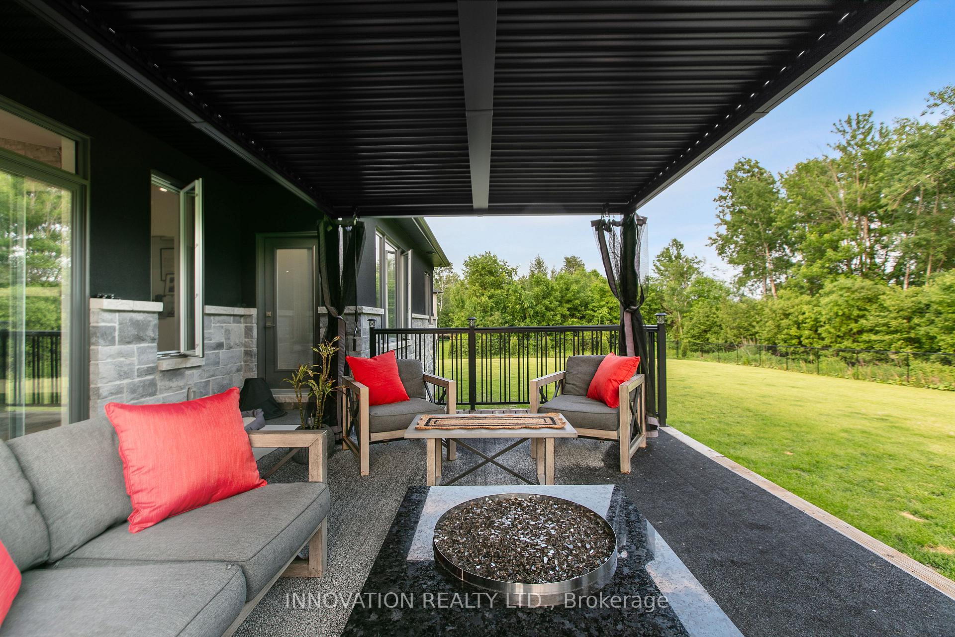 Photo 2 of 651 Ballycastle Crescent, Ottawa, Riverside South — HOMEH