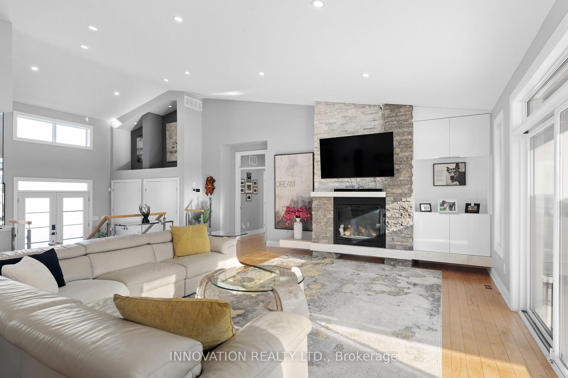 Photo 8 of 651 Ballycastle Crescent, Ottawa, Riverside South — HOMEH