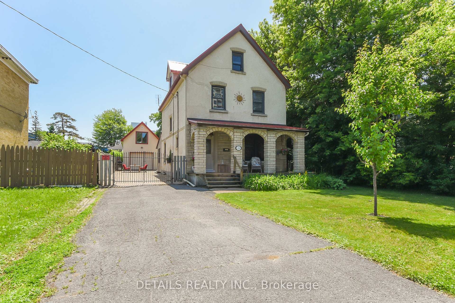 Photo 1 of 1282 Thames Street, Ottawa, Carlington — HOMEH