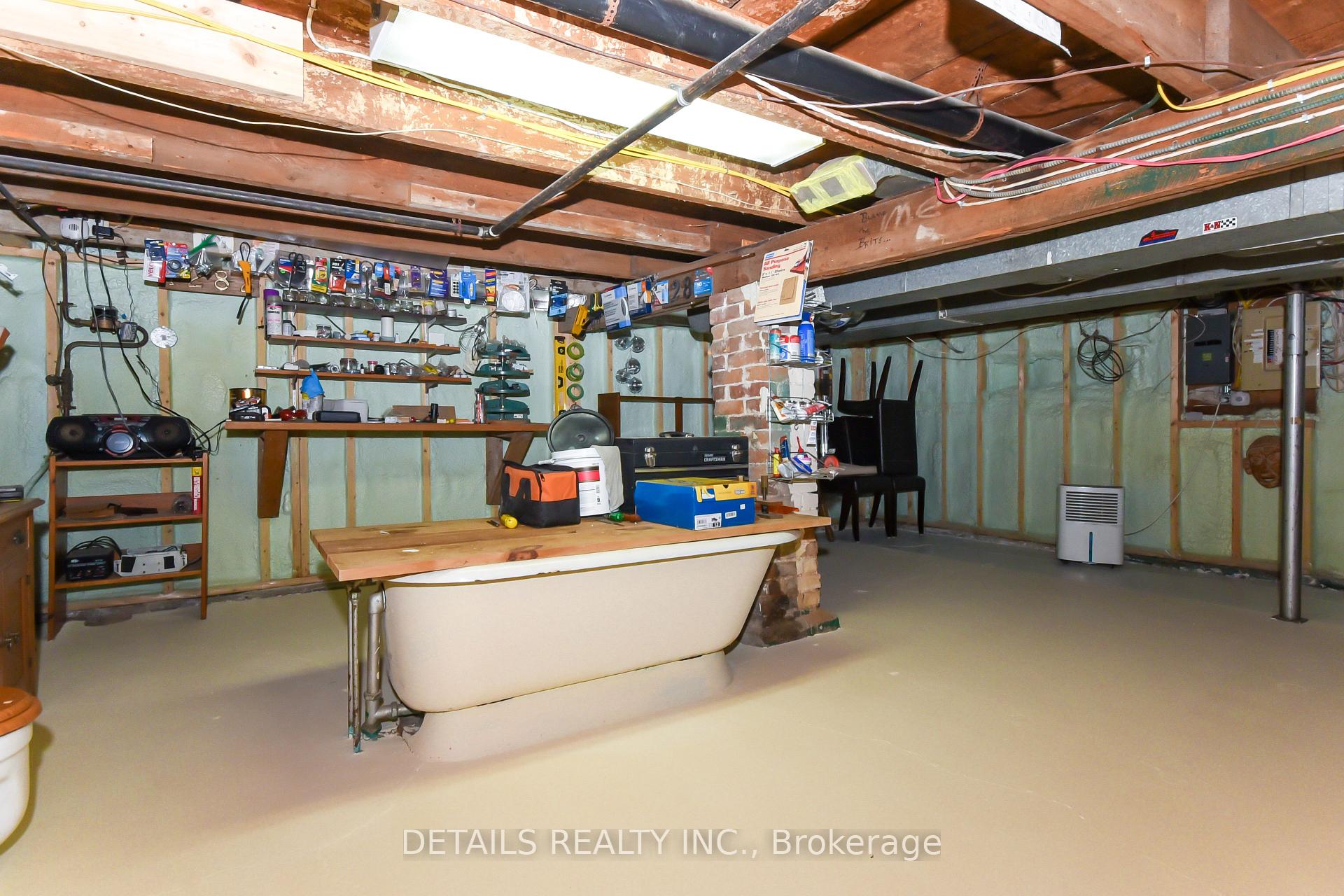 Photo 27 of 1282 Thames Street, Ottawa, Carlington — HOMEH