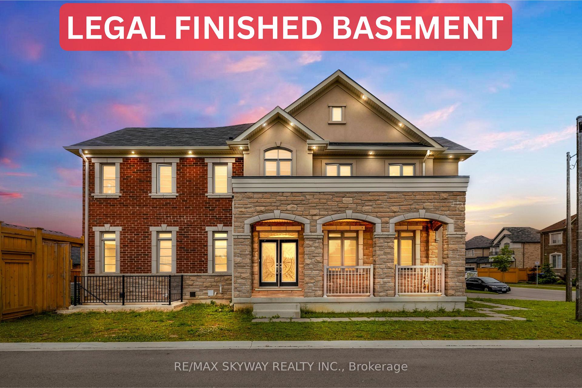 Front of 16 Valleyscape Trail