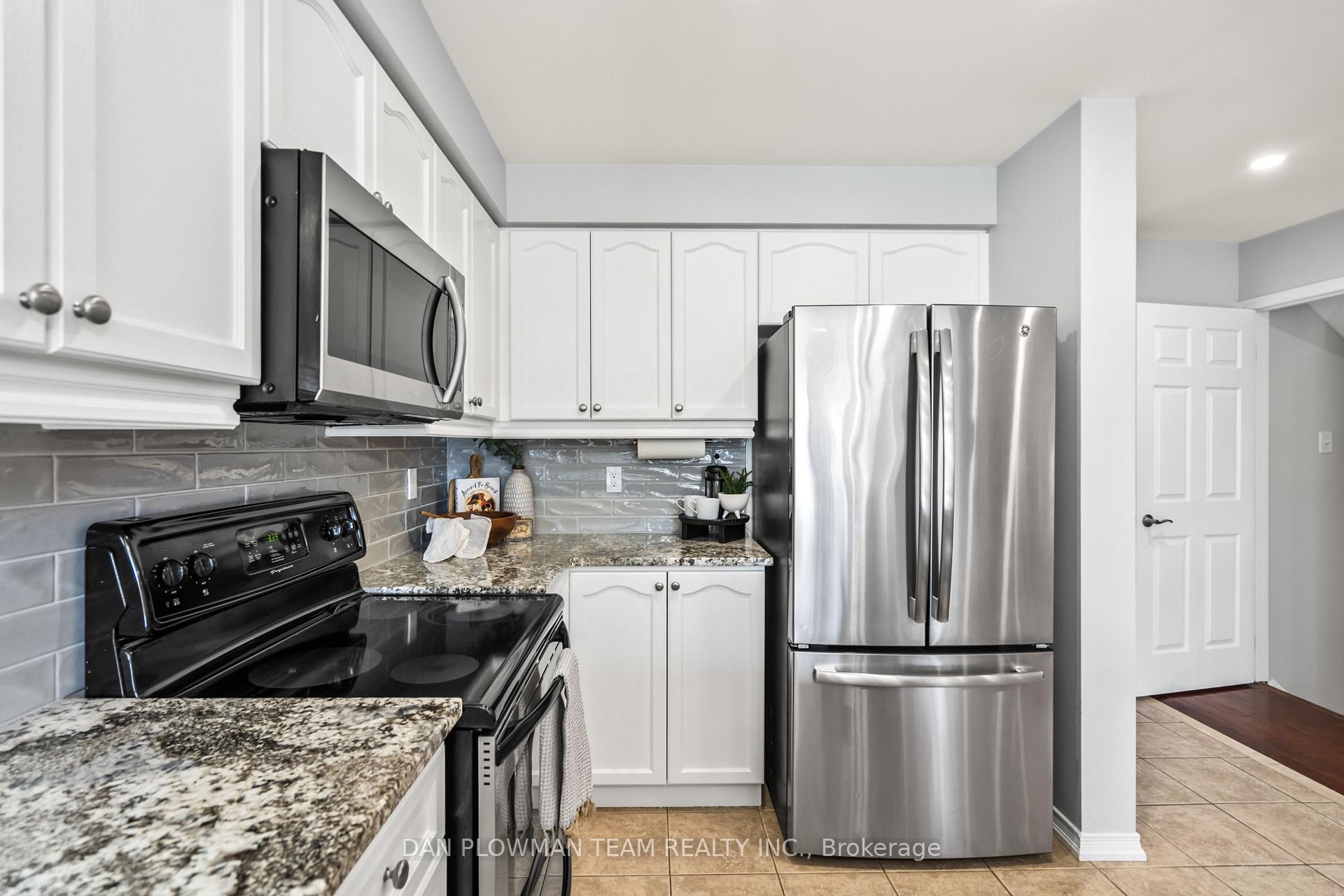 Photo 11 of 116 Swindells Street, Clarington, Bowmanville — HOMEH