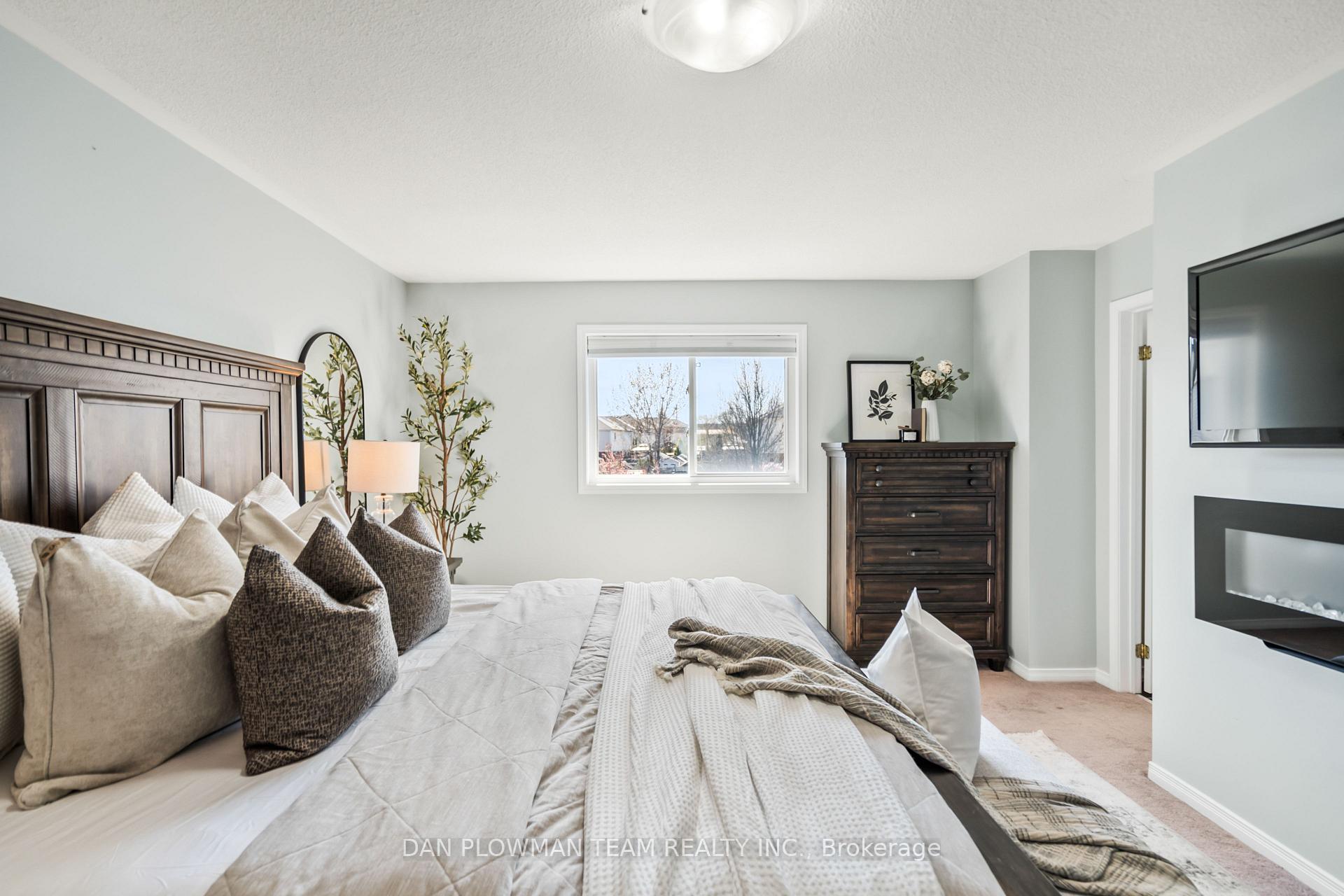 Photo 19 of 116 Swindells Street, Clarington, Bowmanville — HOMEH