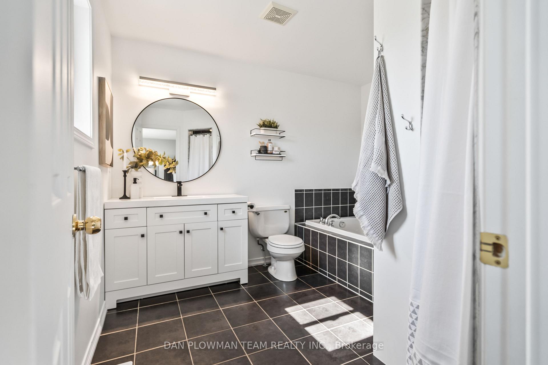 Photo 21 of 116 Swindells Street, Clarington, Bowmanville — HOMEH