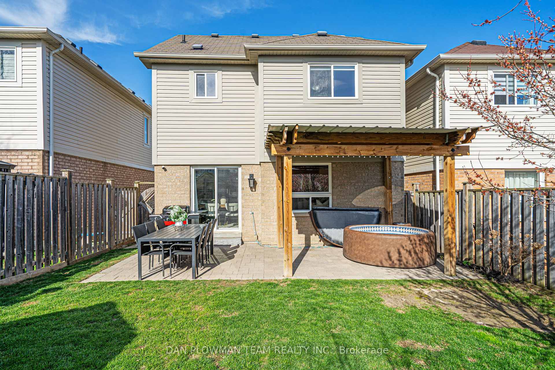 Photo 39 of 116 Swindells Street, Clarington, Bowmanville — HOMEH
