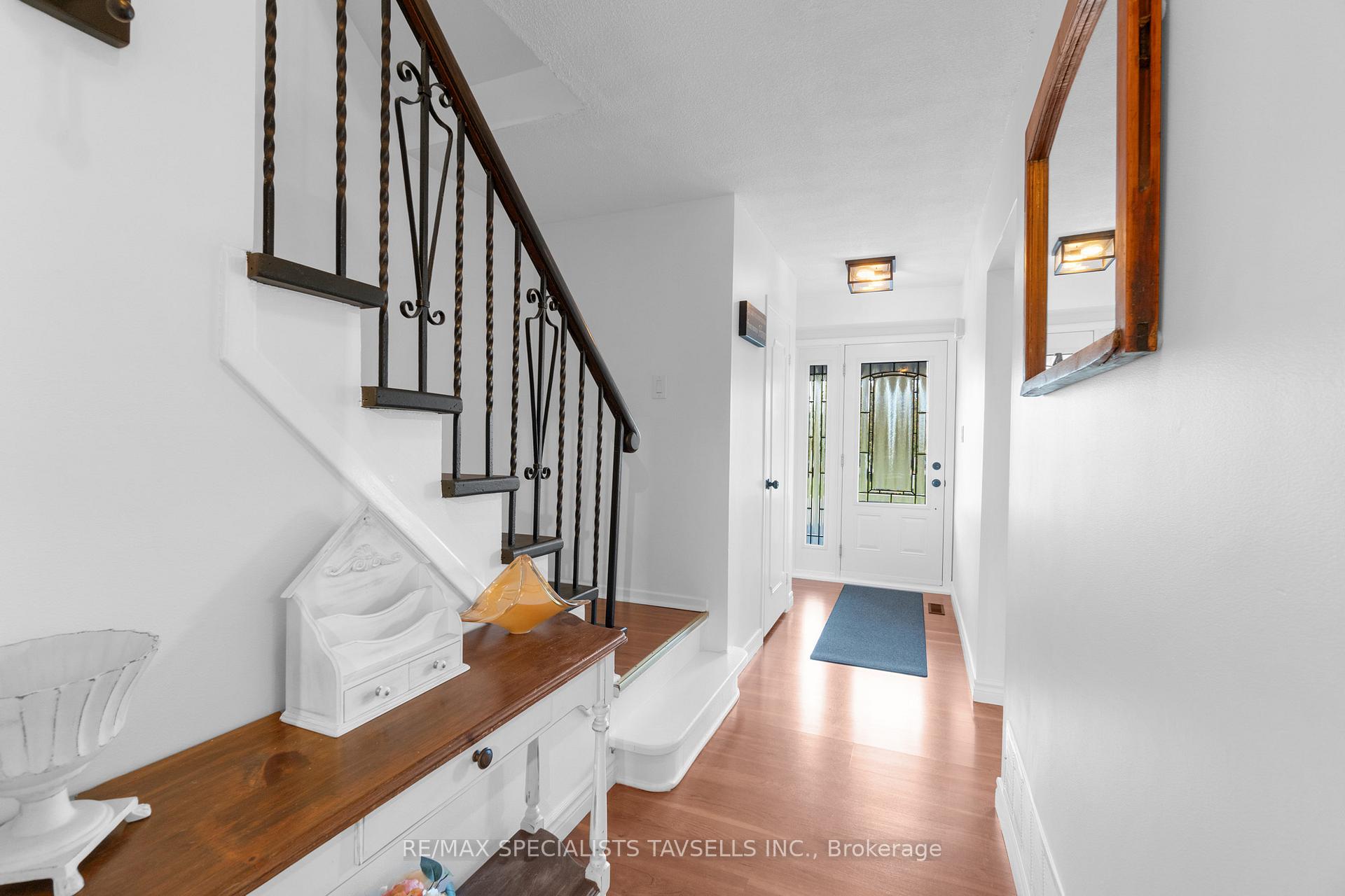 Photo 4 of 186 Ridge Road, Caledon, Bolton West — HOMEH