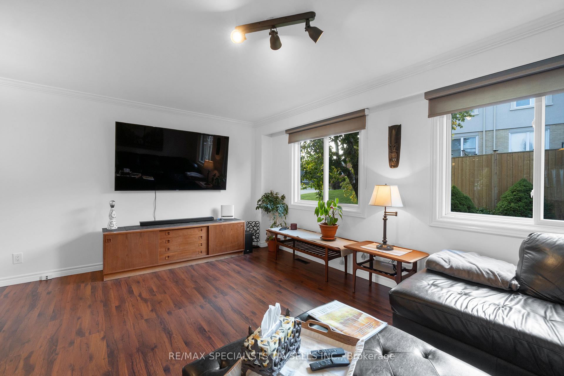 Photo 8 of 186 Ridge Road, Caledon, Bolton West — HOMEH