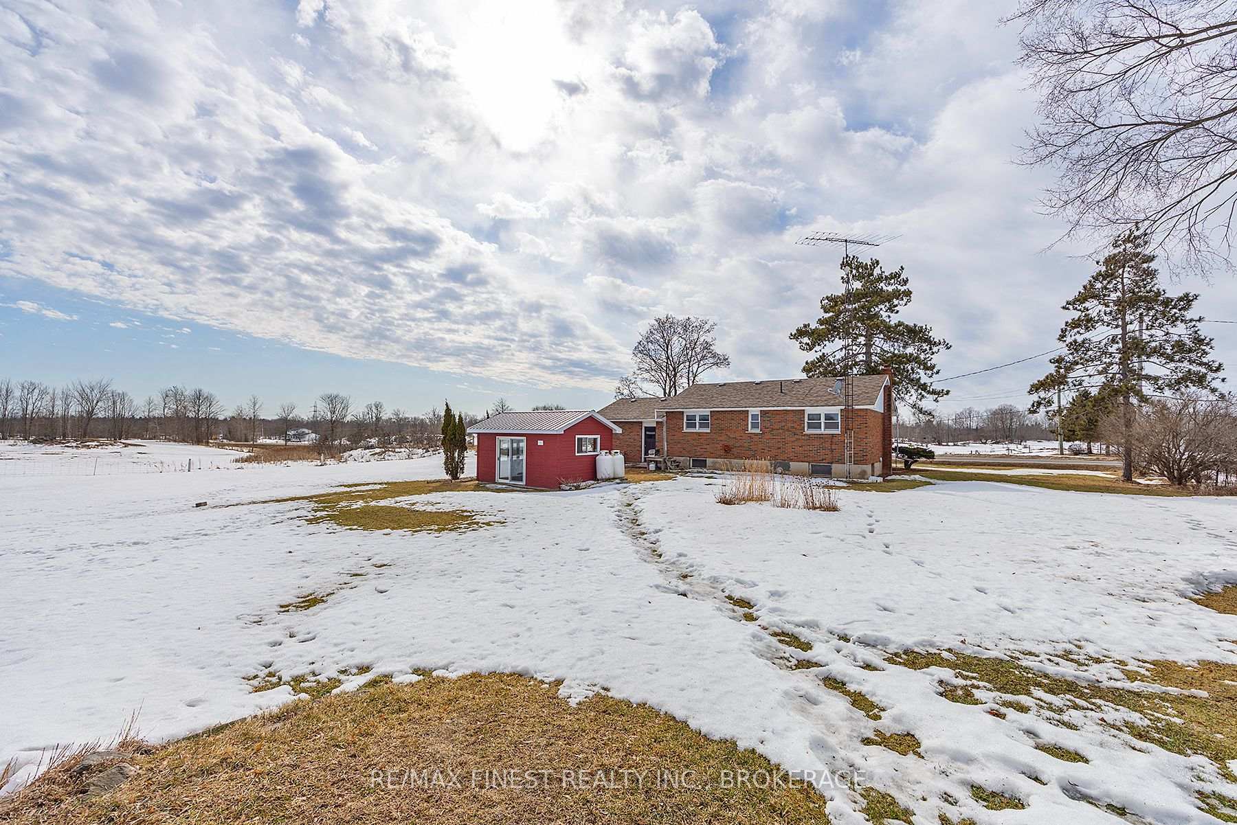 Photo 11 of 9392 County Road 38, Frontenac, Frontenac Centre — HOMEH