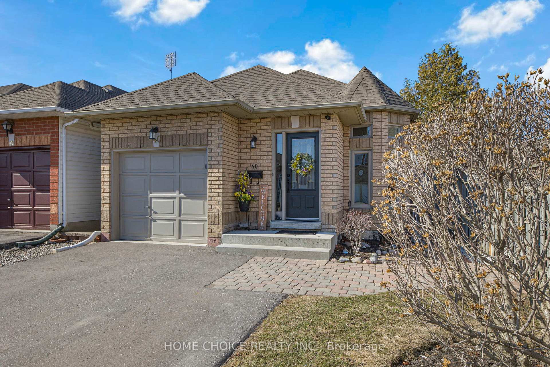 Front of 40 Meadowview Boulevard