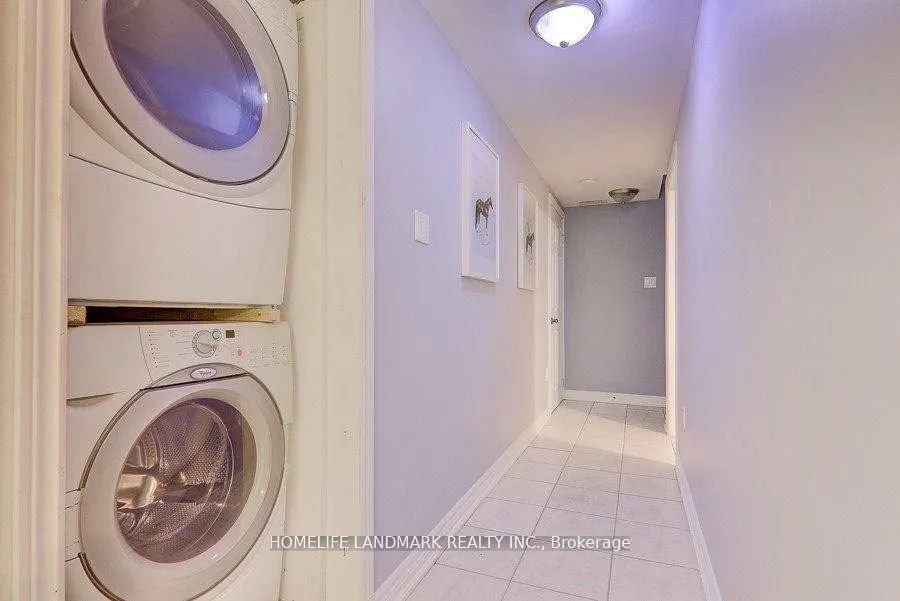 Photo 18 of 32 Windridge Drive, Markham, Bullock — HOMEH