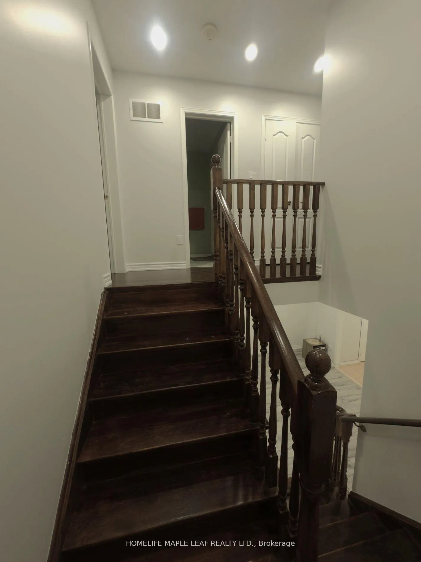 Photo 11 of Unit Upper, 51 Soapstone Trail, Brampton, Sandringham-Wellington — HOMEH