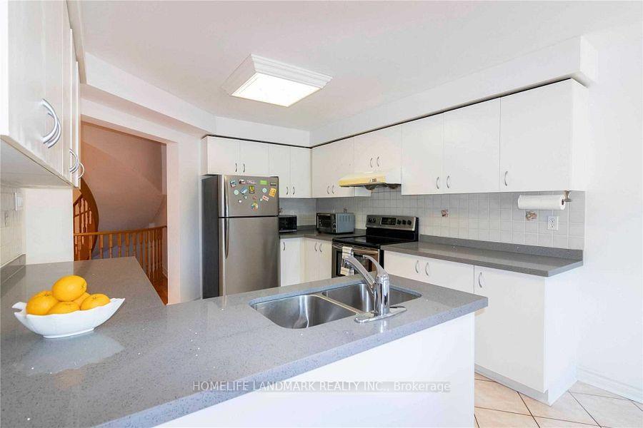 Photo 7 of 43 Carle Crescent, Ajax, Central West — HOMEH