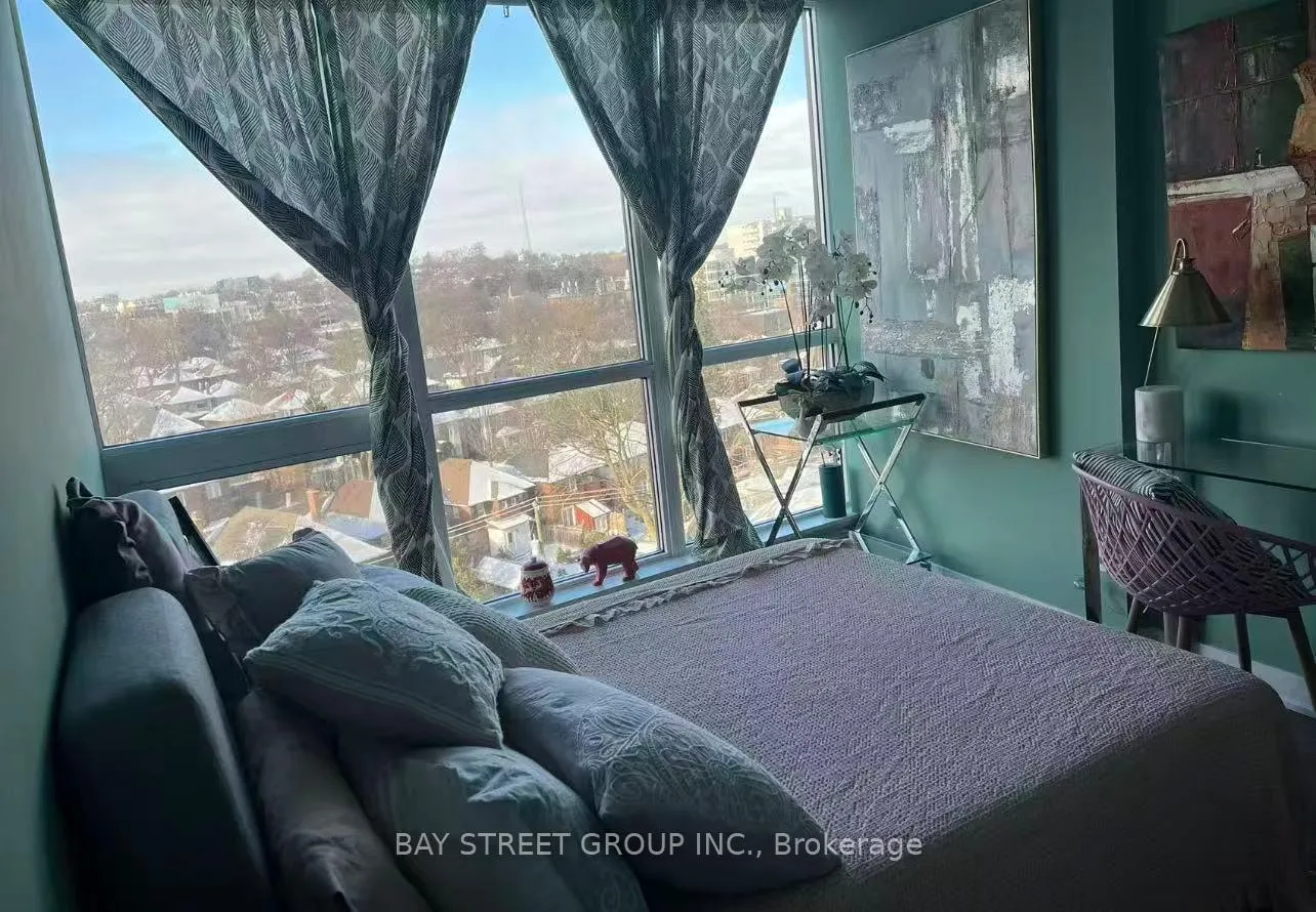Photo 4 of Unit 911(Master bedroom), 60 Berwick Avenue, Toronto, Yonge-Eglinton — HOMEH