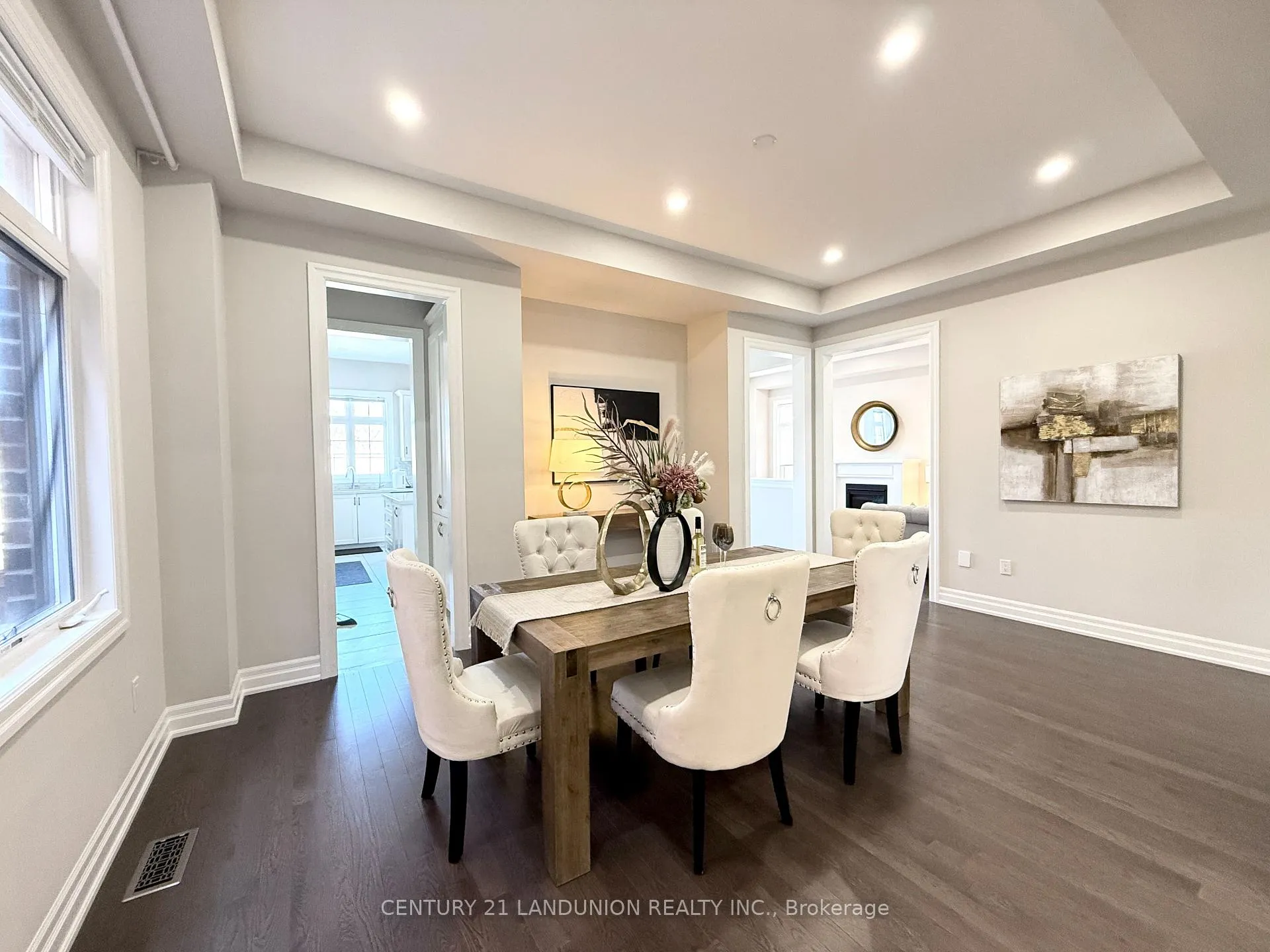 Photo 9 of 234 Touch Gold Crescent, Aurora, Bayview Southeast — HOMEH