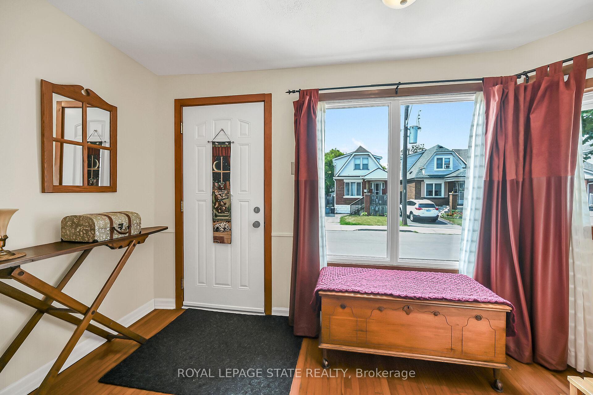 Photo 8 of 192 Cope Street, Hamilton, Homeside — HOMEH