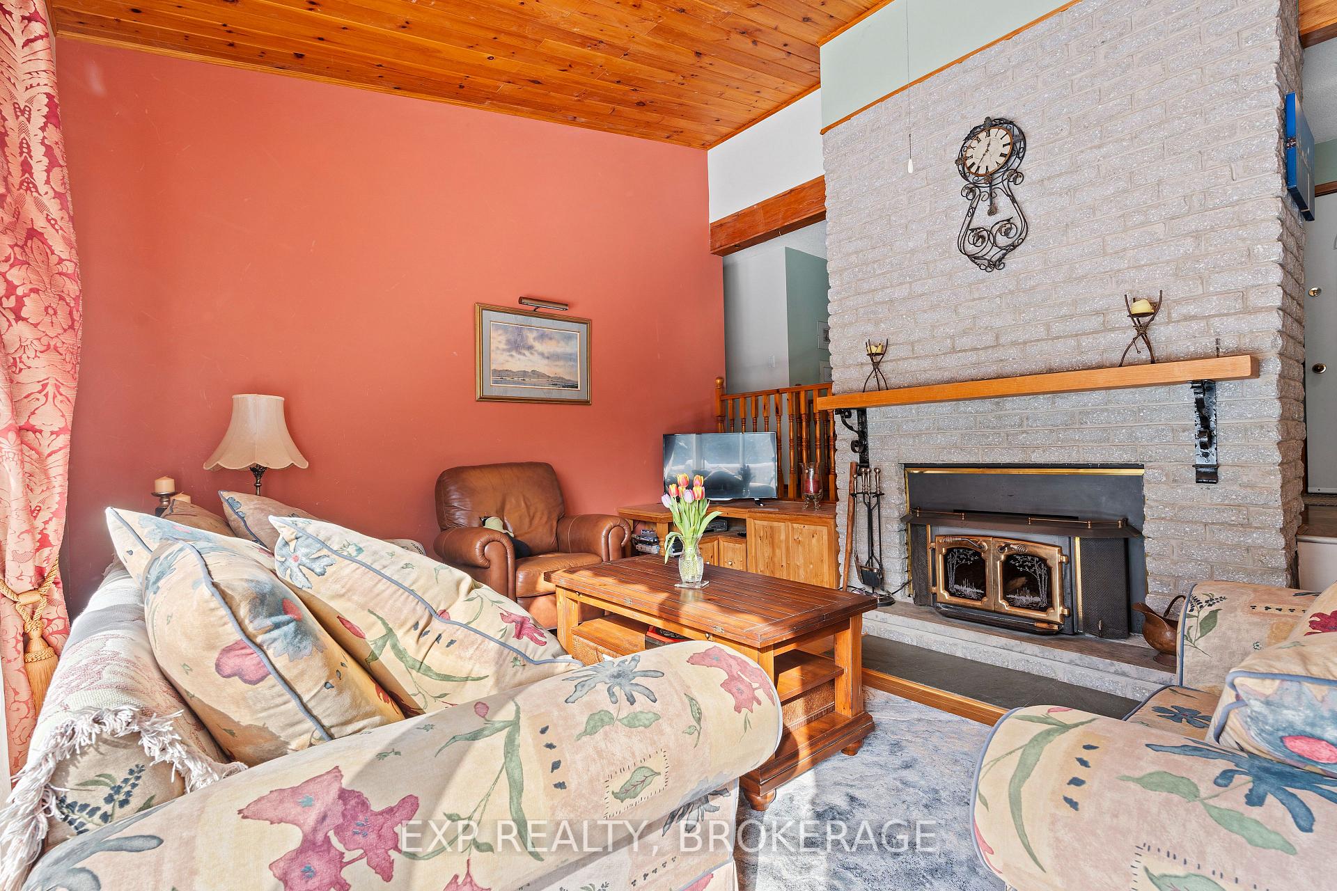 Photo 6 of 5683 Hinchinbrooke Road, Frontenac, Frontenac South — HOMEH