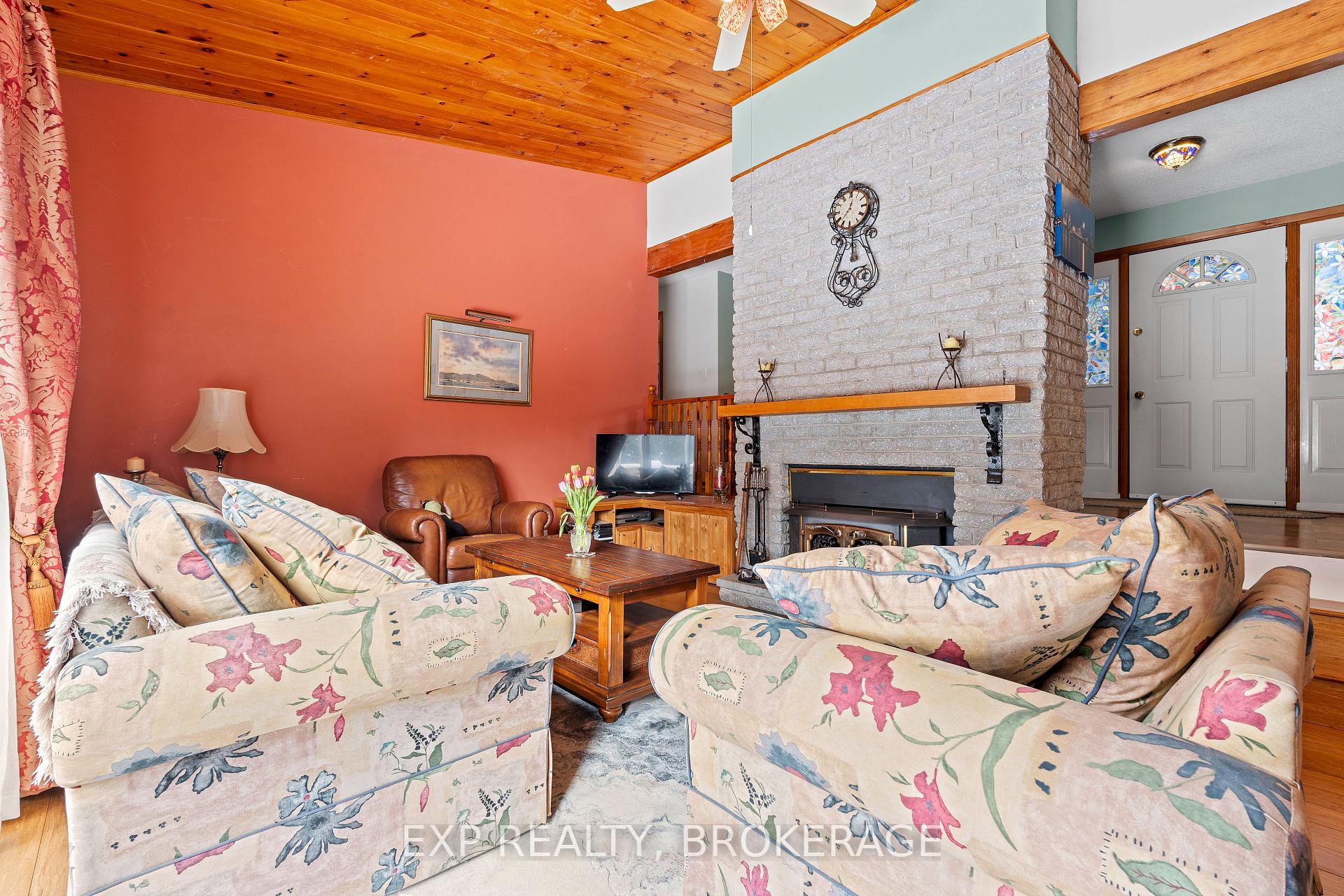 Photo 7 of 5683 Hinchinbrooke Road, Frontenac, Frontenac South — HOMEH