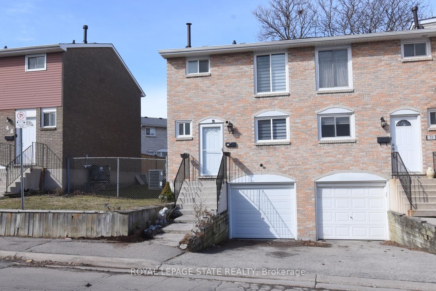 Photo 5 of Unit 72, 120 Quigley Rd, Hamilton, Vincent — HOMEH