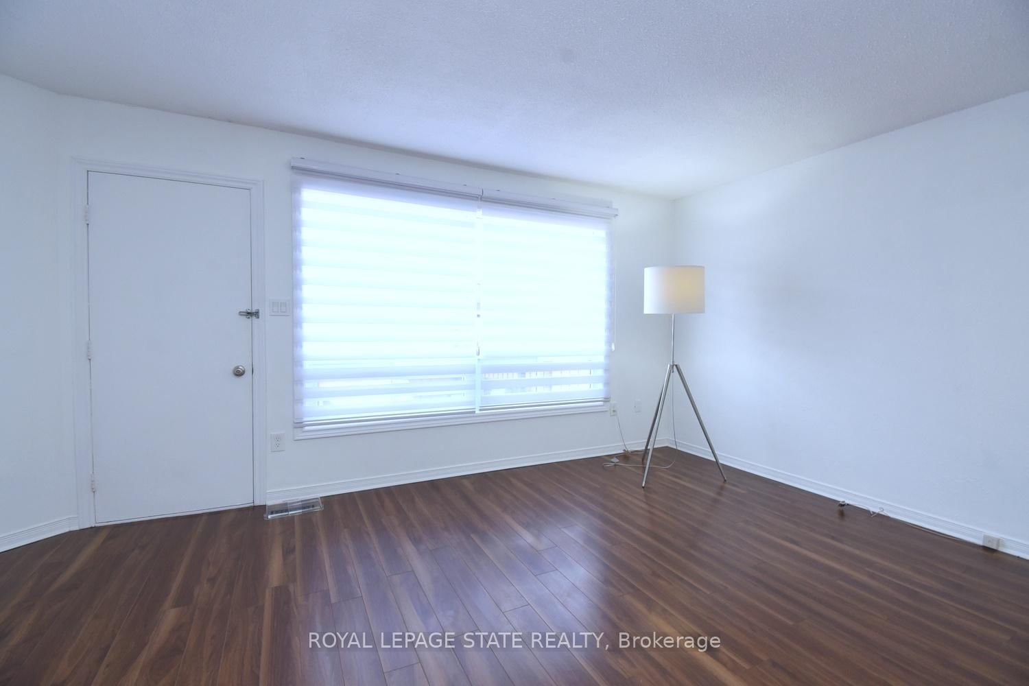 Photo 10 of Unit 72, 120 Quigley Rd, Hamilton, Vincent — HOMEH