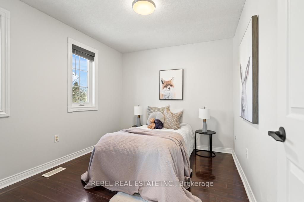 Photo 23 of 328 Challenger Court, Clarington, Newcastle — HOMEH