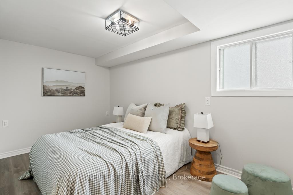 Photo 27 of 328 Challenger Court, Clarington, Newcastle — HOMEH