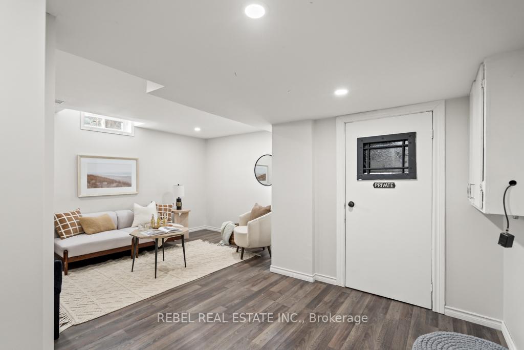 Photo 29 of 328 Challenger Court, Clarington, Newcastle — HOMEH