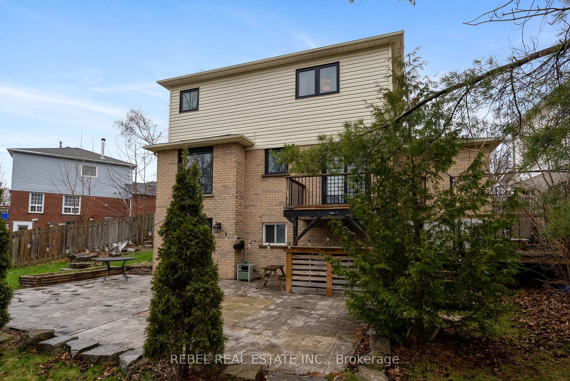 Photo 36 of 328 Challenger Court, Clarington, Newcastle — HOMEH