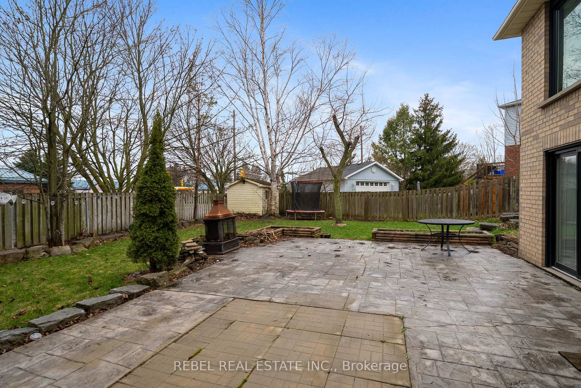 Photo 38 of 328 Challenger Court, Clarington, Newcastle — HOMEH