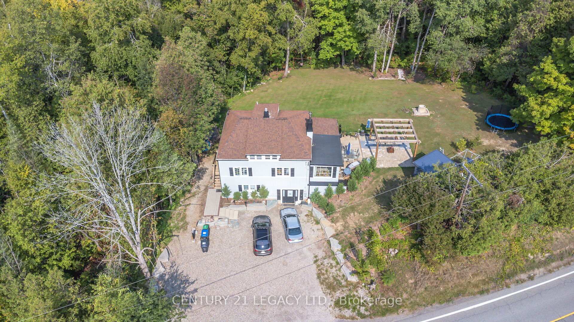 Front of 2842 Forks Of The Credit Road