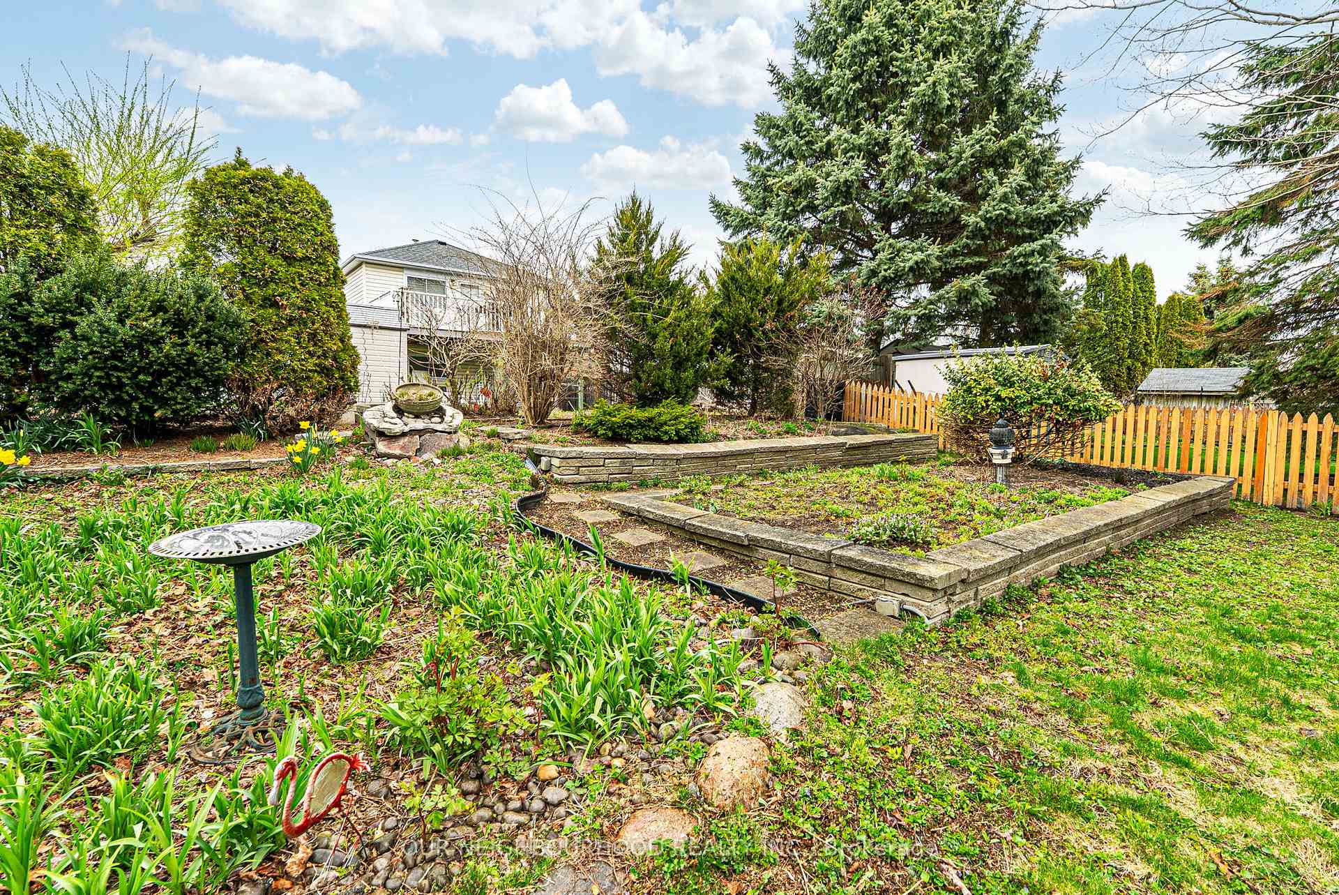 Photo 32 of 14 Concession Street E, Clarington, Bowmanville — HOMEH