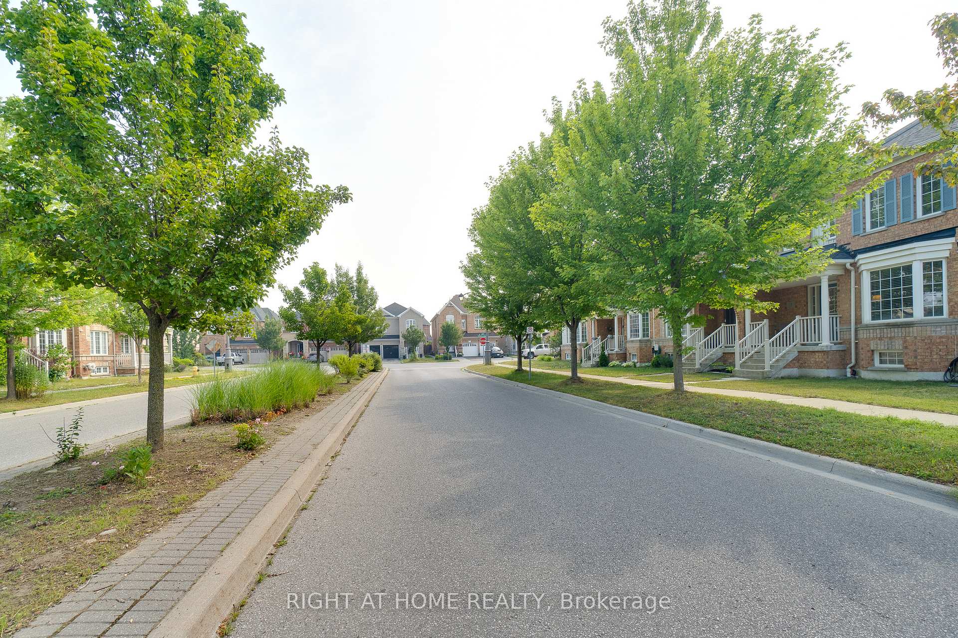 Photo 2 of 7 Blytheway Gate, Ajax, Northeast Ajax — HOMEH