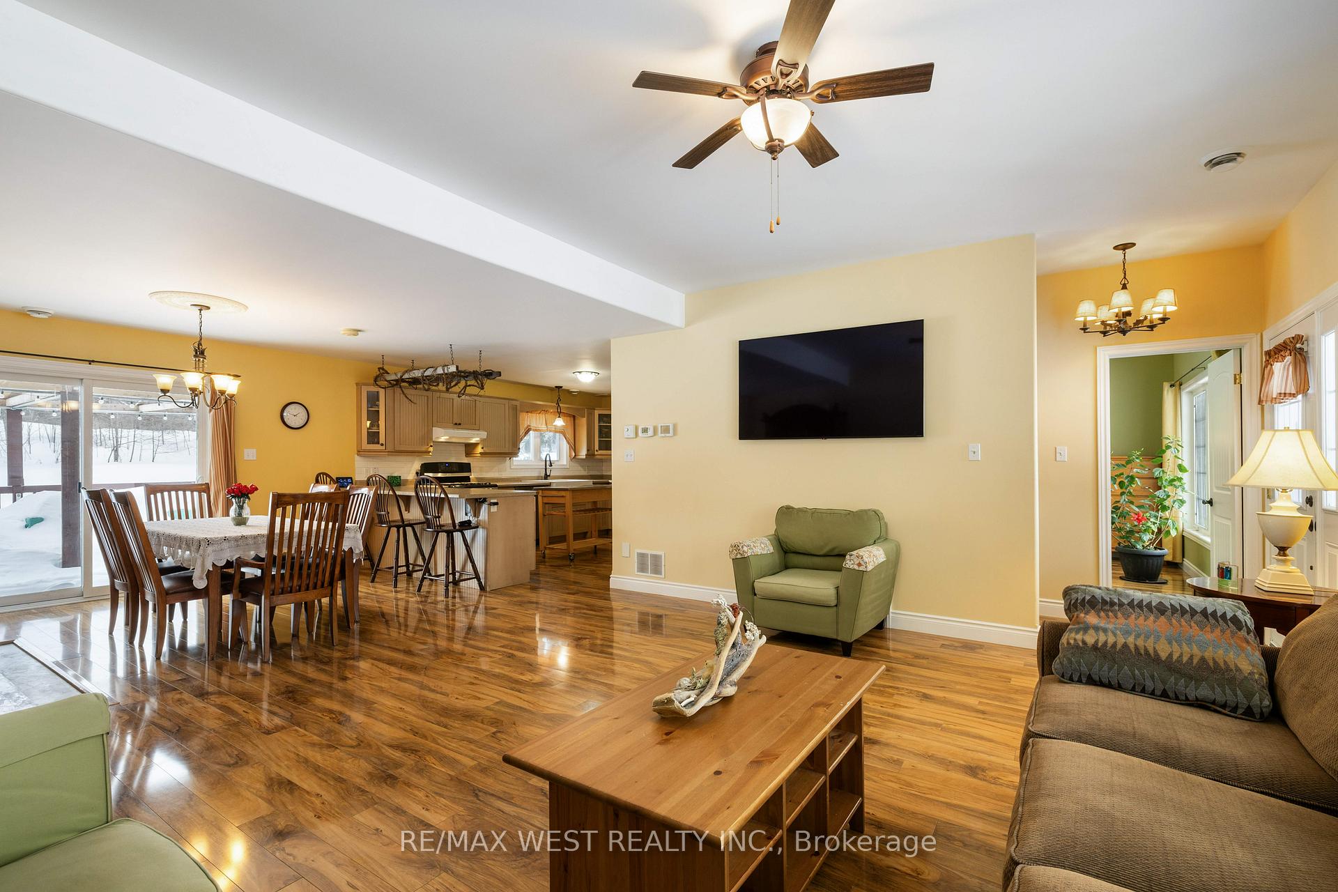 Photo 5 of 6695 Bradden Lane, Frontenac, Frontenac South — HOMEH