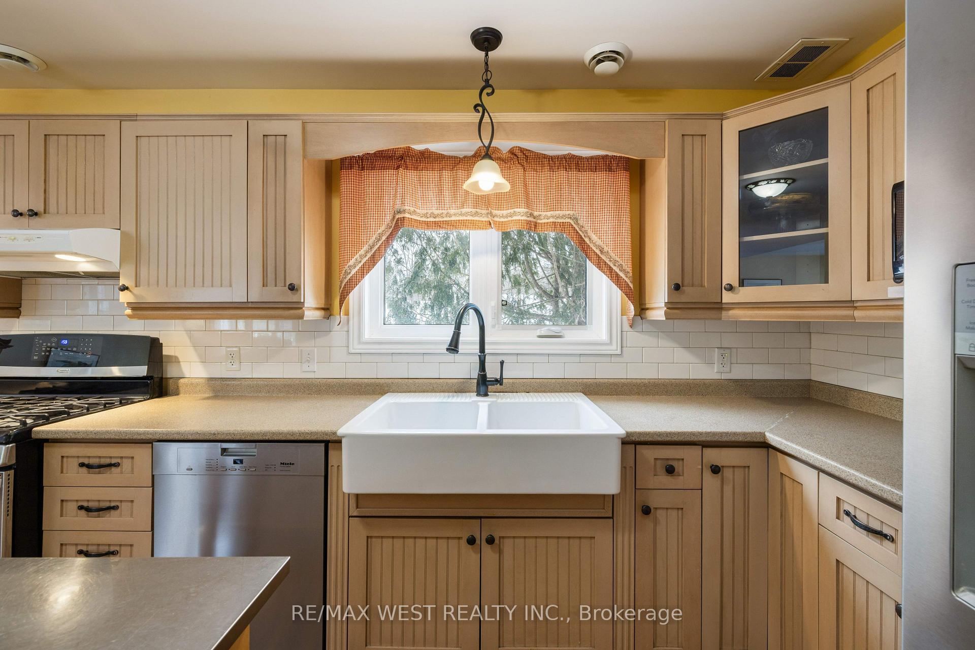 Photo 17 of 6695 Bradden Lane, Frontenac, Frontenac South — HOMEH