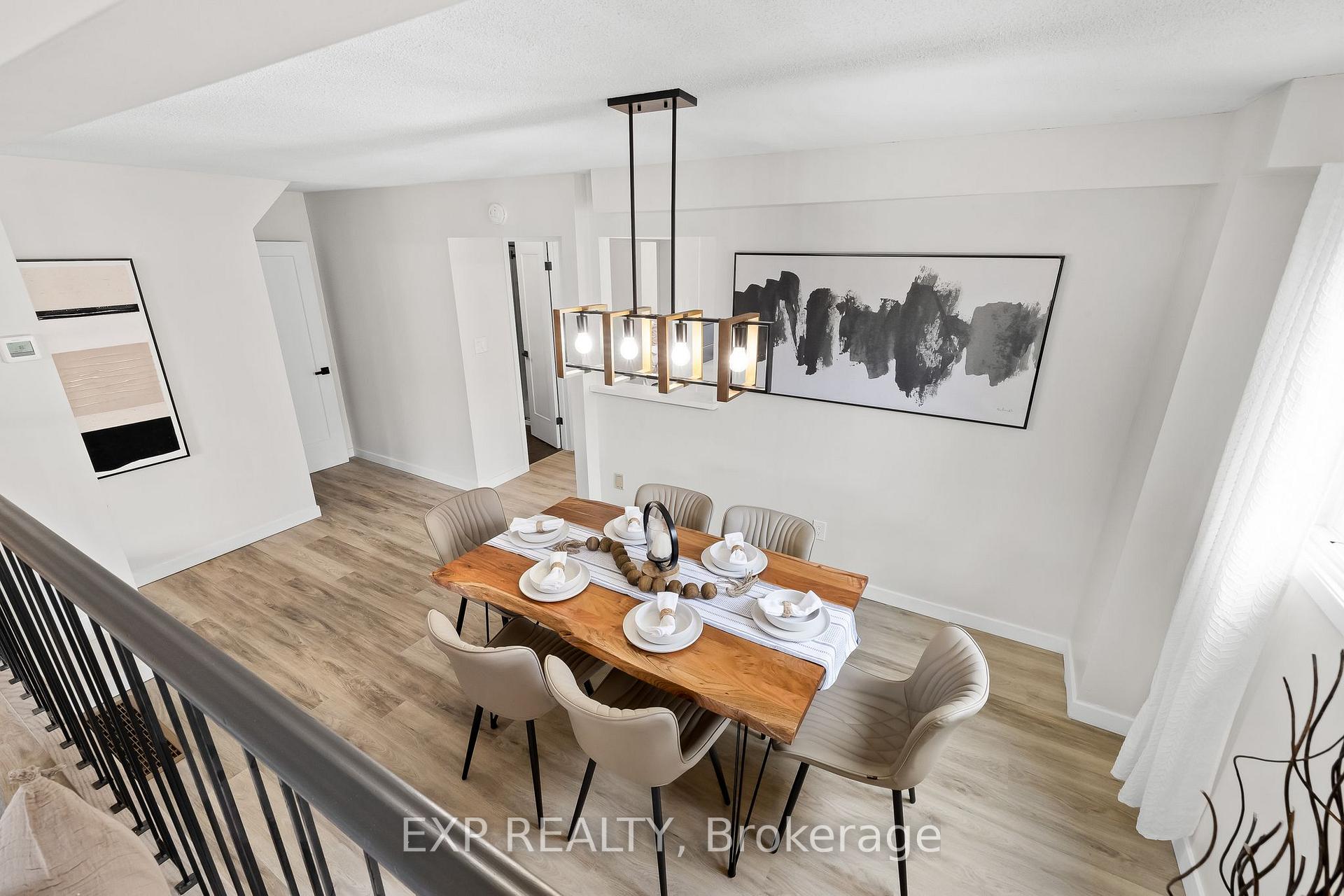 Photo 12 of 17 Lawrence Crescent, Clarington, Bowmanville — HOMEH
