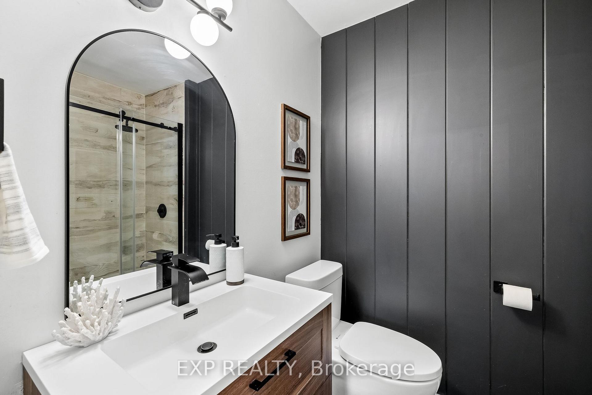 Photo 28 of 17 Lawrence Crescent, Clarington, Bowmanville — HOMEH