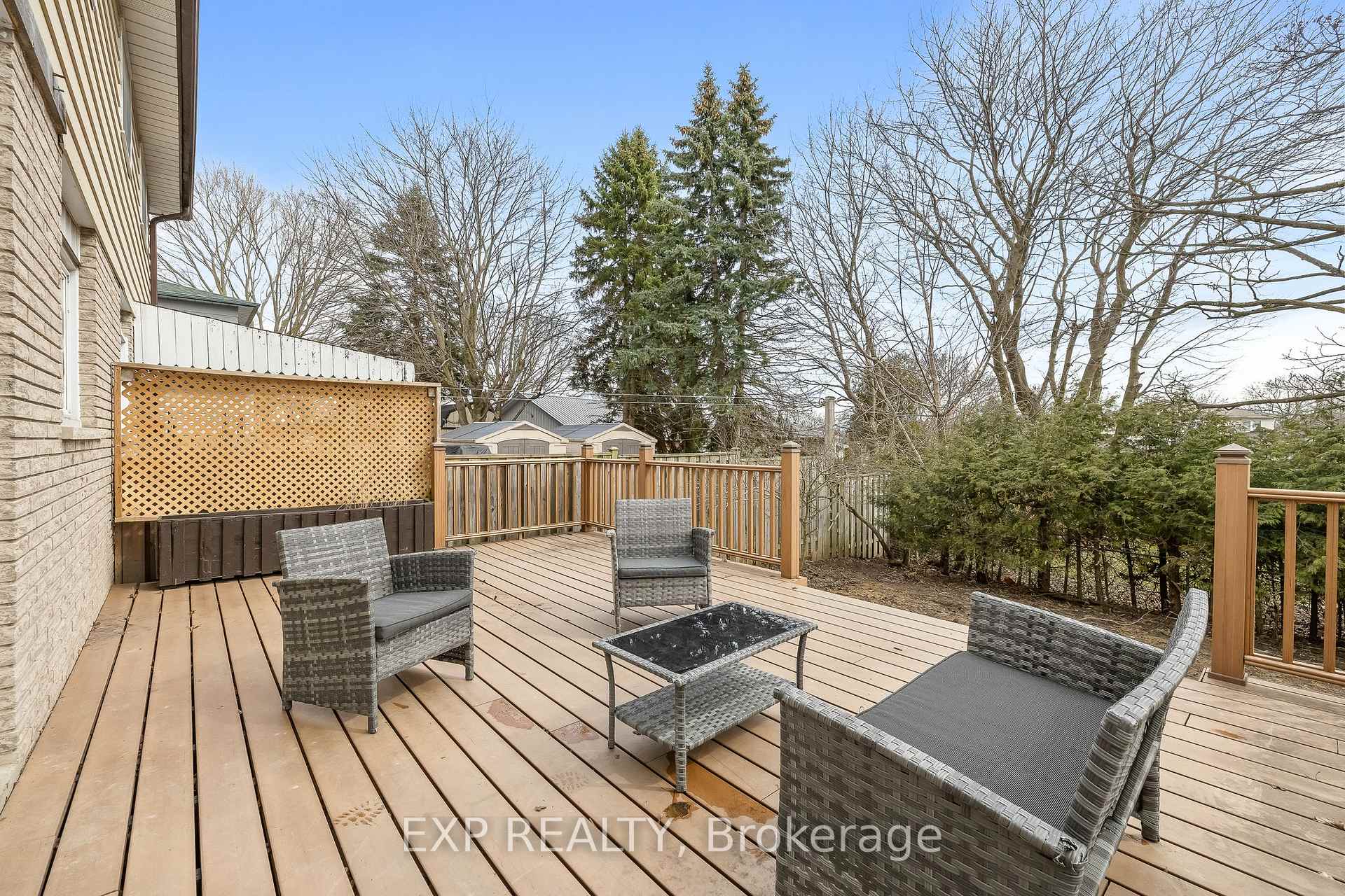 Photo 37 of 17 Lawrence Crescent, Clarington, Bowmanville — HOMEH