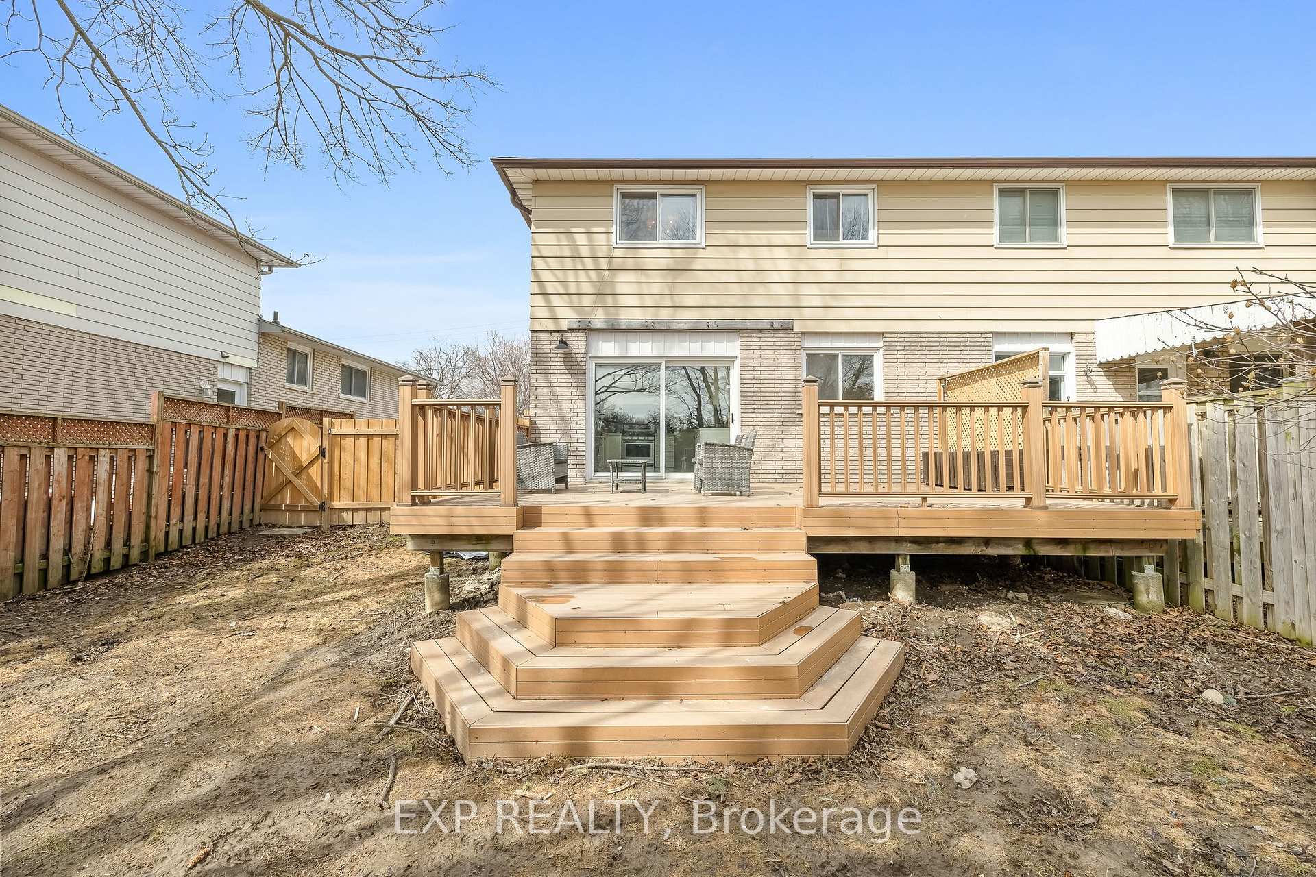 Photo 40 of 17 Lawrence Crescent, Clarington, Bowmanville — HOMEH